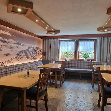 Santeler Inn *